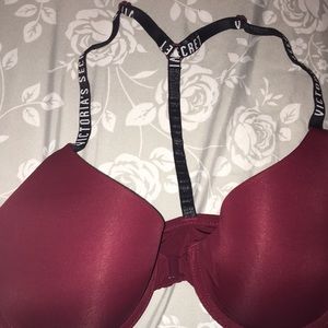 32 C Victoria Secret Bra